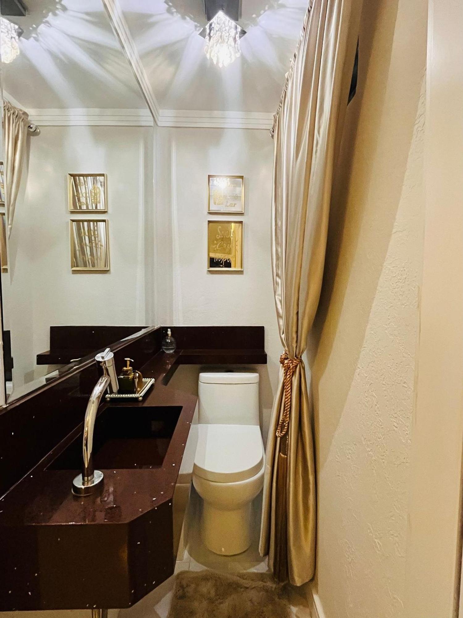 A Favorita Casa 15k Jacuzzi & Piscina Bc Casa de férias *